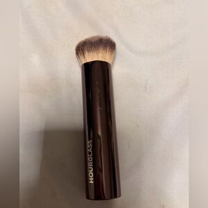 Hourglass Makeup Brush - Brown and Cream